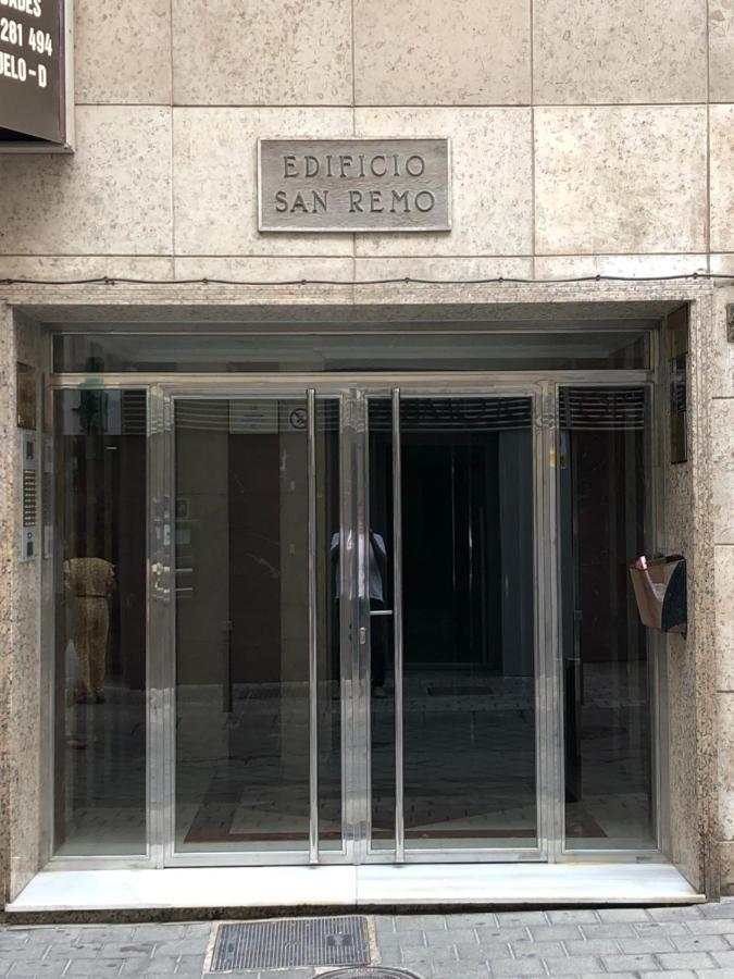 Calle Juan Lirola Almería Exteriör bild